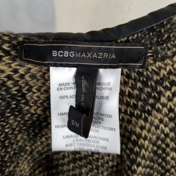 BCBGMAXAZRIA leopard print shawl wrap Sz S/M EUC - Picture 15 of 15